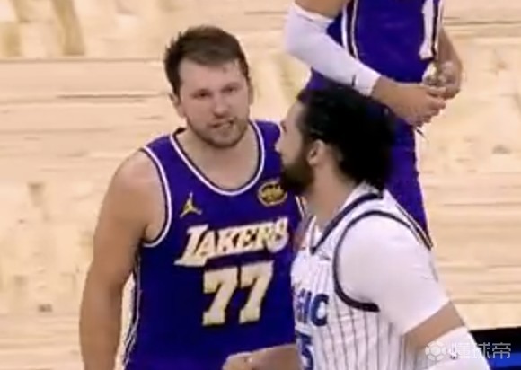 東契奇對比塔澤噴垃圾話被吹T，已累計16次技犯將停賽一場