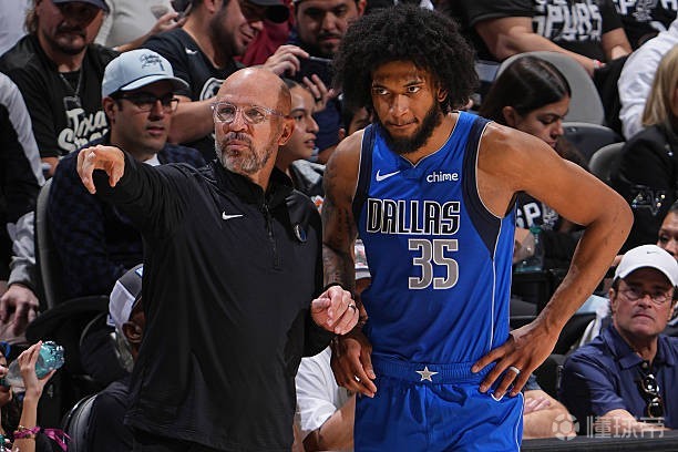 記者：沒有空間是獨行俠的一大短板，但現在正被巴格利改變